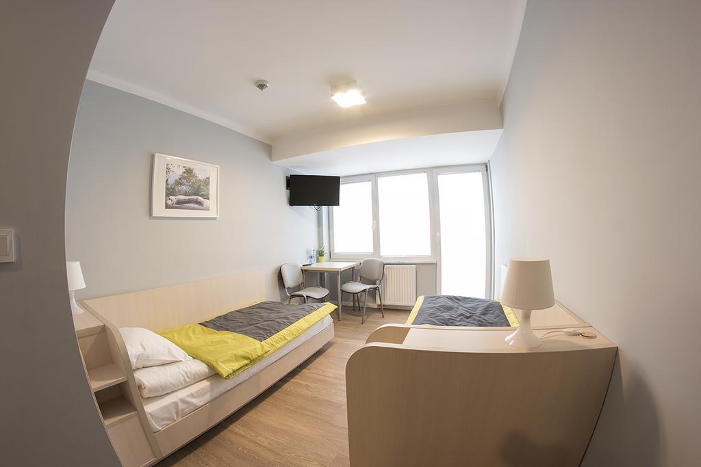 Inwest Osrodek Szkoleniowo-Wypoczynkowy Hotel Smardzewice Bagian luar foto
