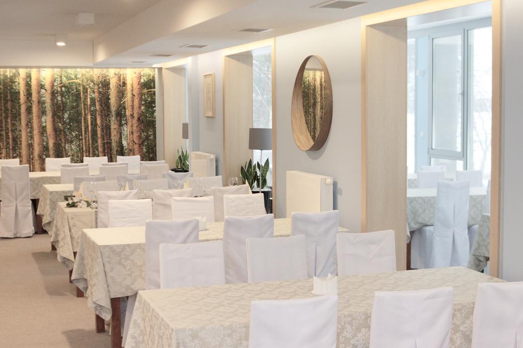 Inwest Osrodek Szkoleniowo-Wypoczynkowy Hotel Smardzewice Bagian luar foto